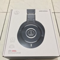 Audio-Technica (ATH-M40x) Professional Monitor Headphones color Black