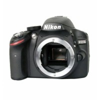 kamera nikon d3200 body only