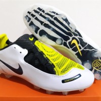 nike total 90 2018