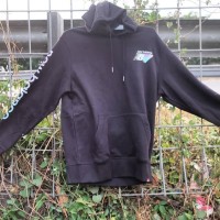 new balance essentials 90s hoodie