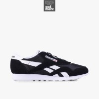 reebok white and pink classics nylon m txt sneakers