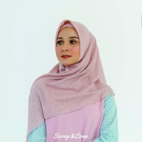 Jilbab Kerudung Hijab Segi Empat ScoopAndCone Embossed Dusty Pink Ori