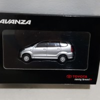 diecast avanza lama