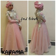 Logo Listya Boutique
