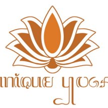 Logo Unique Yoga Shop