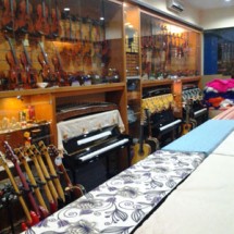 Logo piano house semarang