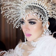 Logo syahrini_shop
