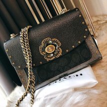 Logo Belle Petite Shop