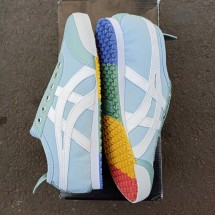 Logo findingshoesjakarta