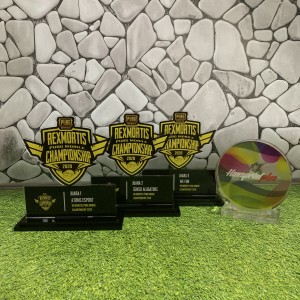 Harga Piala Trophy Figur Matahari 1 Set Katalog.or.id Harga Piala Trophy Figur Matahari 1 Set Katalog.or.id