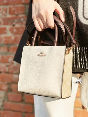 24+ Harga Tas Wanita Tas Furla Murah Terbaru 2021 | Katalog.or.id