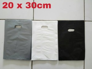 Harga kantong plastik shopping bag online hop hd plong polos pilih | HARGALOKA.COM Harga kantong plastik shopping bag online hop hd plong polos pilih | HARGALOKA.COM